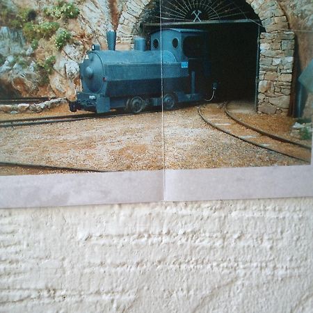 Al Mare, Al Sole, Si', Ma Nella Casa Del Minatore Buggerru Buitenkant foto