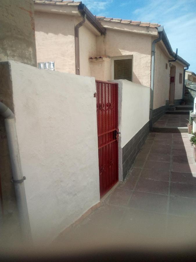 Al Mare, Al Sole, Si', Ma Nella Casa Del Minatore Buggerru Buitenkant foto