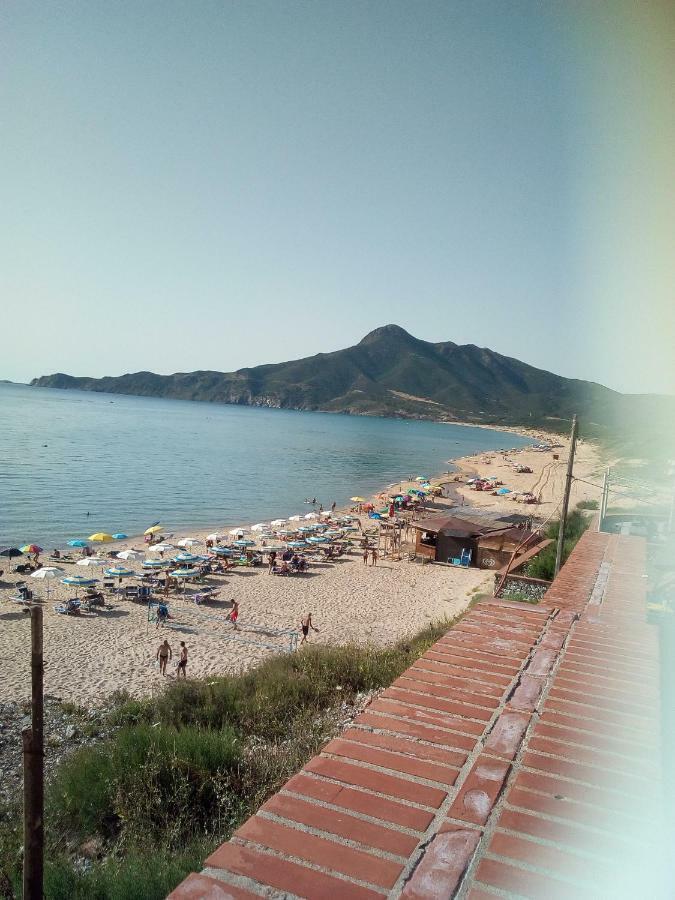 Al Mare, Al Sole, Si', Ma Nella Casa Del Minatore Buggerru Buitenkant foto