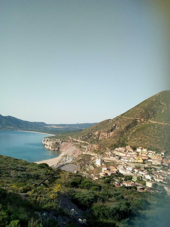 Al Mare, Al Sole, Si', Ma Nella Casa Del Minatore Buggerru Buitenkant foto